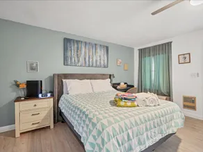 Beautiful studio with cute garden (2mile to Beach) - Image 4