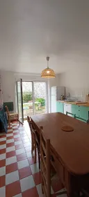 Holiday home, close to beaches and GR34 - Image 3