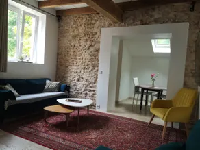 Charming millstone house - Image 2
