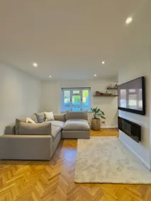 Stylish Countryside Annexe on Three Peaceful Acres - Image 2