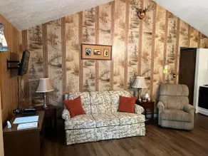 The Wigwam (former Deep Wood cabin) - Image 4
