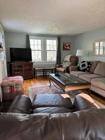 Comfortable home away from home- near everything - Image 2