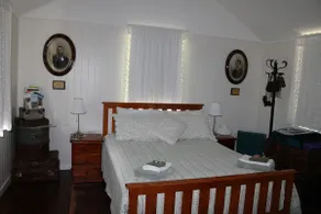 A unique, charming cottage for a couple’s retreat - Image 5