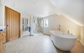 Private Country Retreat With Hot Tub - Image 2