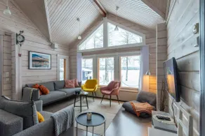 Private Lakeside Log Cabin with Sauna - Image 5