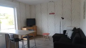 Cozy 35 m2 apartment with terrace, parking. - Image 4