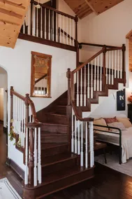 Spacious Family Home | WiFi | Yard | Pet friendly - Image 4