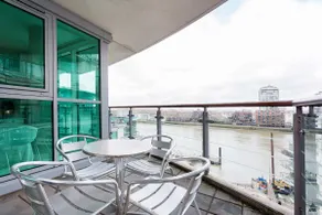 Veeve - River Views from Vauxhall - Image 5