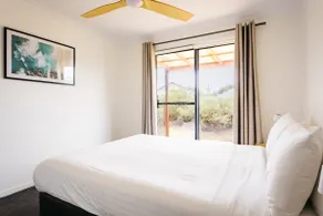 Cosy Cottage Olive Grove | Retreat with Fast Wi-Fi - Image 5