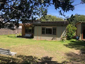 Point Roadknight Beach Shack, stroll to the beach - Image 4