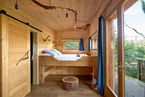 Cabane Colchique: Tranquility, Nature & Comfort - Image 3