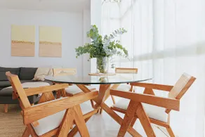 Light and calm · A magical home next to the subway - Image 3