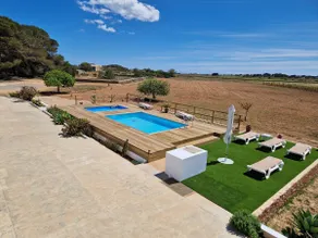 Enjoy peace and relaxation in a rural setting - Image 4