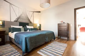 Modern apartment with sleeps 4 people - Image 2
