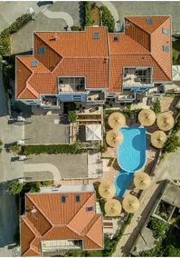 SeaEsta apartment Pool and Beach - Image 3