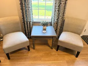 The Local Yokel | Cozy 1 BR Apartment + Wi-Fi & Parking - Image 4