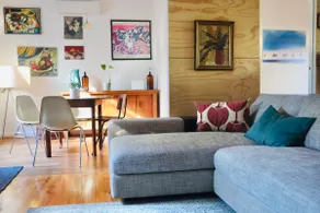 Idyllic, dog friendly, house. - Image 2