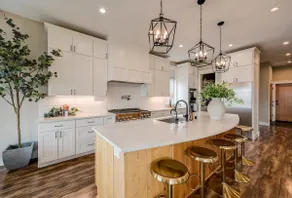 Luxury Seattle Farmhouse | Views & Bonus Suite - Image 3