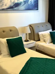 Prime Location Twin Studio |Parking | Rooftop Pool - Image 3