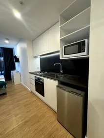 Prime Location Studio West End South Brisbane - Image 5