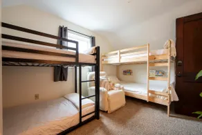 Full Fenced Yard + BBQ | House w/ 7 Beds | SmartTV - Image 5