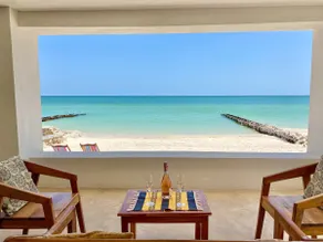 Oceanfront Villa with Private Pool and Generator - Image 4