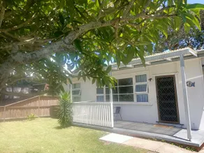 Shelly Beach House est en face de Shelly Beach, à pied des clubs de surf, golf et bowling - Image 2