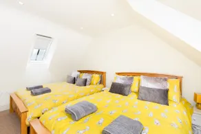 Secluded Cotswold Cottages +opt Hot Tub - Image 4