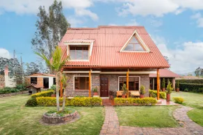 Cabin surrounded by nature, your perfect escape - Image 2