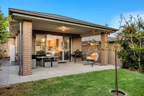 Ella House III -4BR, 2Bathrm, Alfresco, Smart TVs - Ella House III -4BR, 2Bathrm, Alfresco, Smart TV - Image 5