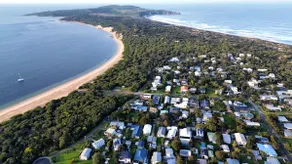 Clambake Beach House - Cool retro, private yard! - Image 4