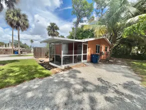 Spacious By River 1.3 Mi Bch 1 Bd1Bth Kit Starfish - Image 2