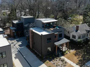 Your World Cup Skyline View | 2 Car Garage - Image 5