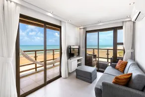 Boutique, Ocean View, Varandas do Mar Apt 205. - Image 3