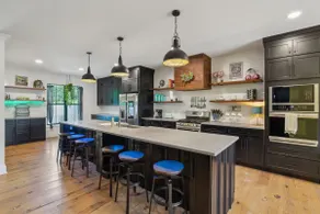 The Wednesday•Large home on 3 acres•2 miles to I24 - Image 4