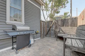 Beach Bungalow - Image 4