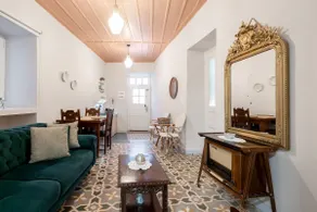 Neoclassical, Spacious Apartment in Andros Town - Image 2