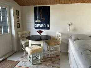 Private cabin with sea view - Image 3
