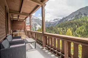 Weisshorn Apartment by Arosa Holiday - Image 2
