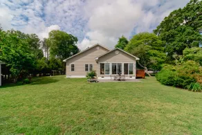 Holly Bluff Bungalow - Image 4