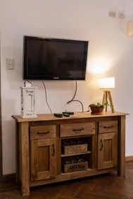 Spacious house with excellent location - Image 5