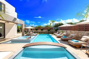 Minoas Sea Villa Heated Pool 10 pax - Image 2
