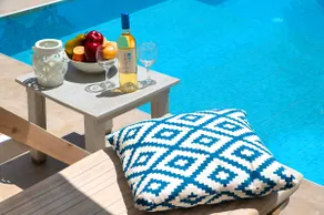 Island Villa with Private Heated Pool 31 guests - Image 4