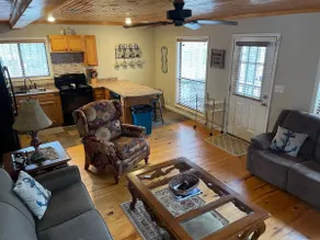 Hooters Hollow- Get away cabin at Pickwick Lake - Image 2