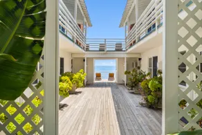 Malibu, Carbon Beach - Suite Six - Image 5