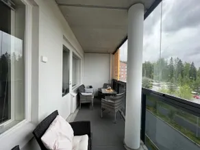 Clean, newer apartment with good connections. - Image 3