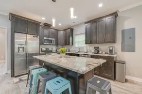 Vacation Homes at Buckroe Beach! Sleeps 10 2 - Image 5