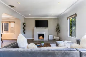 3BR/2BA Apt | Beverly grove & melrose area - Image 1