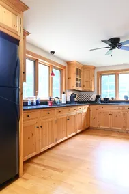 Tall Pines Rental | Pet Friendly | Fire Pit | Yard - Image 3