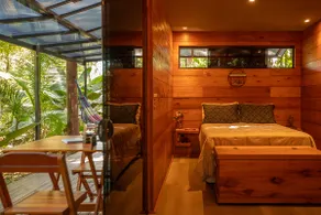 Sítio Raizes Guesthouse, Chale Terra - Image 4